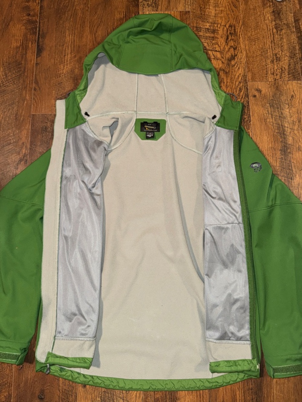Mountain Hardwear Olive Green Hooded Softshell Jacket - Picture 4 of 4
